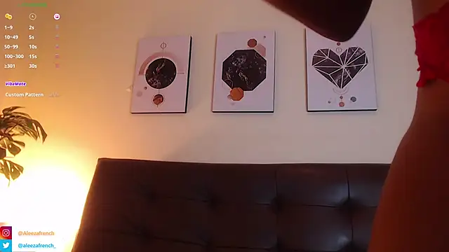 AleezaFrench online show from 03.15.25