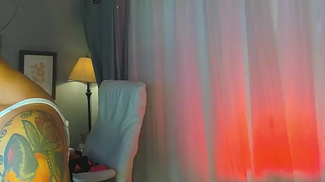 kira moon   online show from 02.10.26