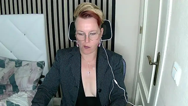 xxNoeliaxx online show from 03.15.25