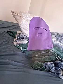 molozeb online show from 10.13.25