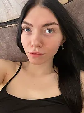 Lisaaa Alisa online show from 02.11.25