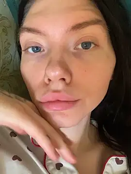 Lisaaa Alisa online show from 10.29.25