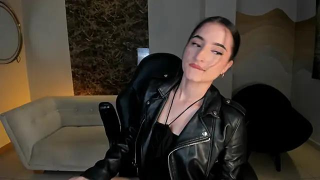 DominiqueVega online show from 12.19.24