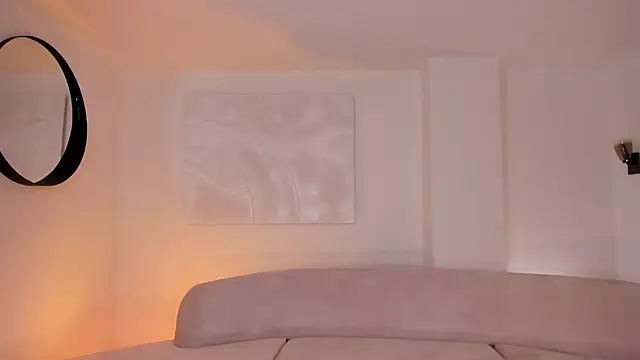 DominiqueVega online show from 12.24.24