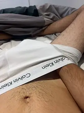 Snapshot of h0rnyguy001 chatting on 10.08.25 h0rnyguy001 online show from 10.08.25