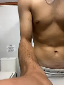 h0rnyguy001 online show from 02.20.26