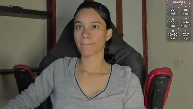 Snapshot of SamanthaWatson chatting on 12.25.24 SamanthaWatson online show from 12.25.24