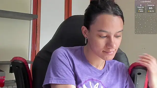 Snapshot of SamanthaWatson chatting on 01.07.25 SamanthaWatson online show from 01.07.25