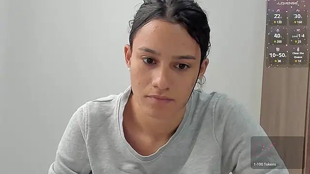 Snapshot of SamanthaWatson chatting on 02.01.25 SamanthaWatson online show from 02.01.25