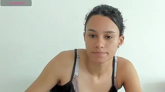 Snapshot of SamanthaWatson chatting on 02.07.25 SamanthaWatson online show from 02.07.25