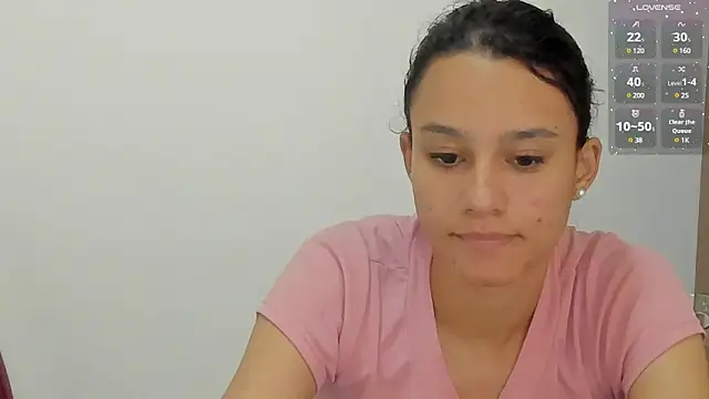 Snapshot of SamanthaWatson chatting on 02.27.25 SamanthaWatson online show from 02.27.25