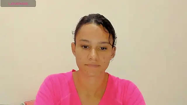 Snapshot of SamanthaWatson chatting on 02.28.25 SamanthaWatson online show from 02.28.25