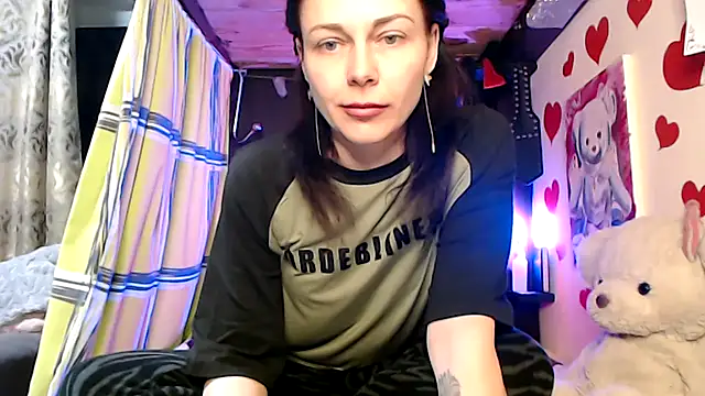 Snapshot of HarleyQuinn_69 chatting on 03.03.25 HarleyQuinn 69 online show from 03.03.25