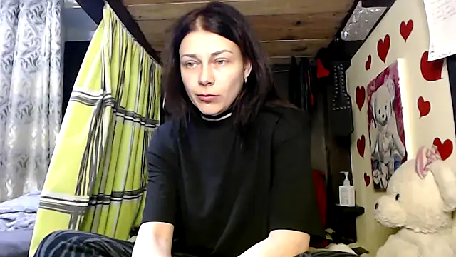 Snapshot of HarleyQuinn_69 chatting on 03.04.25 HarleyQuinn 69 online show from 03.04.25