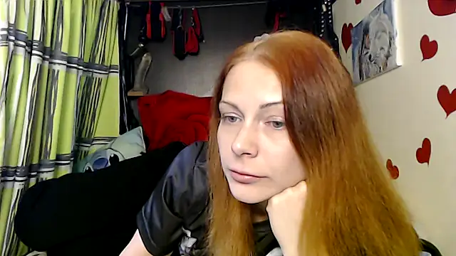 Snapshot of HarleyQuinn_69 chatting on 09.19.25 HarleyQuinn 69 online show from 09.19.25