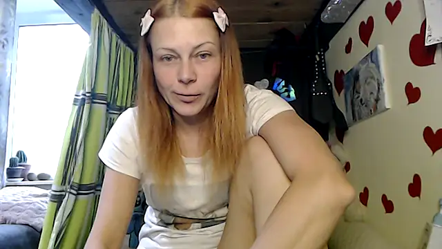 Snapshot of HarleyQuinn_69 chatting on 09.23.25 HarleyQuinn 69 online show from 09.23.25