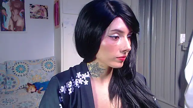 LiliJones  online show from 02.11.25