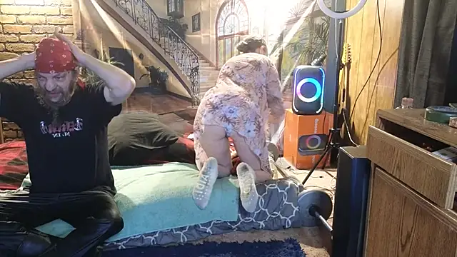 PropertyAndBiker online show from 02.12.25