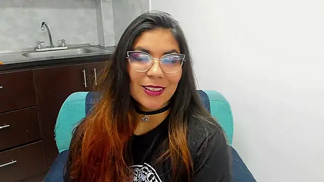 Luna Dumont online show from 02.06.25