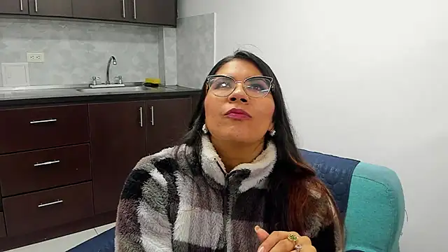Luna Dumont online show from 02.13.25