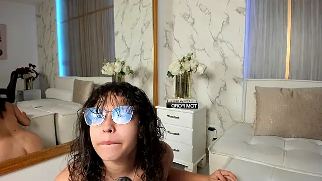 Dollar-girl online show from 02.20.26