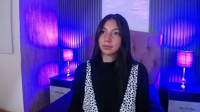 Snapshot of kendall_saenz chatting on 01.13.25 kendall saenz online show from 01.13.25