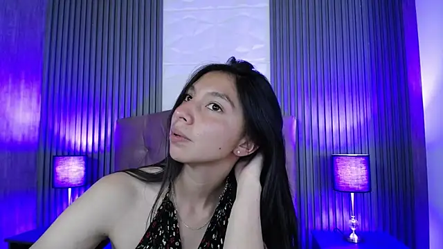 Snapshot of kendall_saenz chatting on 01.23.25 kendall saenz online show from 01.23.25