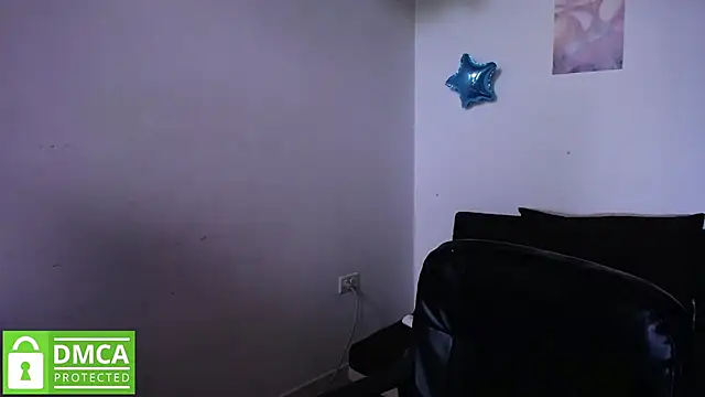 Snapshot of Mr_MrsCurie chatting on 01.29.25 Mr MrsCurie online show from 01.29.25