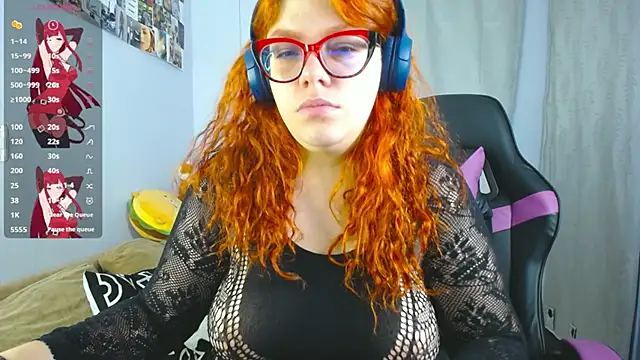 lucie nicolls online show from 03.11.25