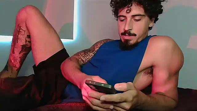 Snapshot of milkoffe chatting on 03.09.26 milkoffe online show from 03.09.26