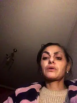 Snapshot of ChantalXOrchid chatting on 12.19.25 ChantalXOrchid online show from 12.19.25