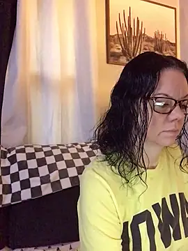 SidneyRaee online show from 11.24.25