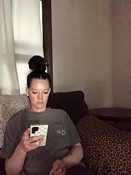 SidneyRaee online show from 04.13.26