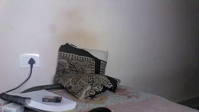 Snapshot of just_fucks chatting on 10.16.25 just fucks online show from 10.16.25