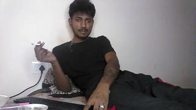 Snapshot of just_fucks chatting on 10.22.25 just fucks online show from 10.22.25