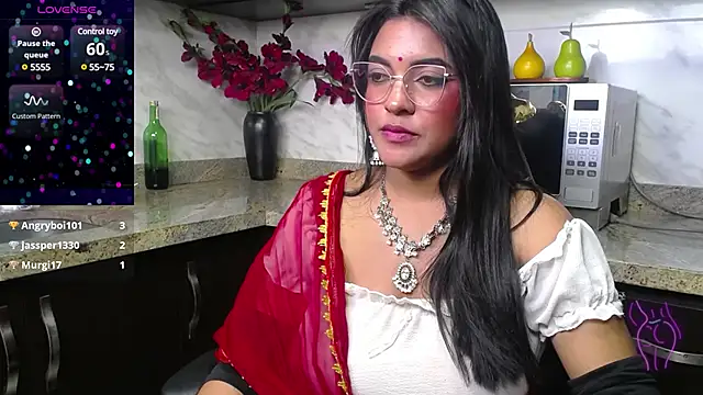 lakshmiraniii online show from 03.06.25