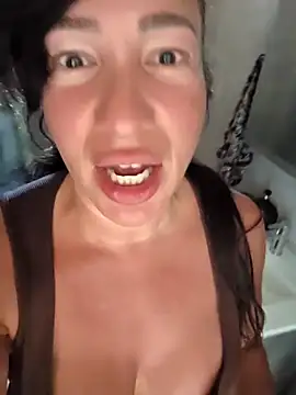 Snapshot of TheGoddessBianca chatting on 09.29.25 TheGoddessBianca online show from 09.29.25