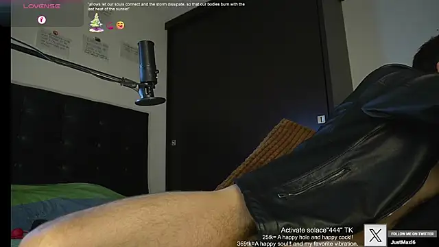 Snapshot of just_maxii chatting on 02.12.25 just maxii online show from 02.12.25