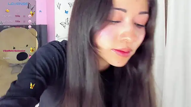 SophiaLiu online show from 02.05.25