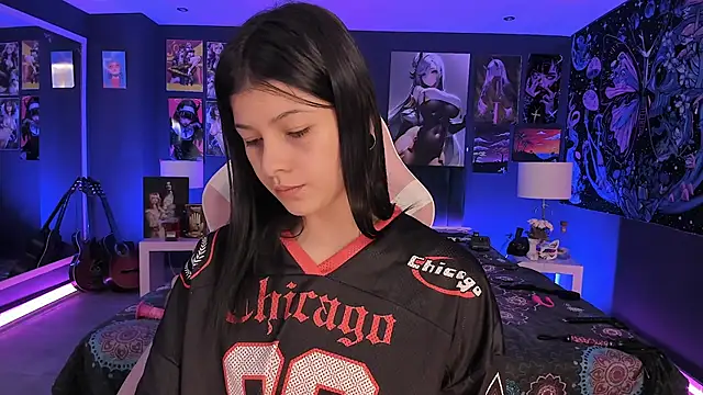 LanaKyutt online show from 09.25.25