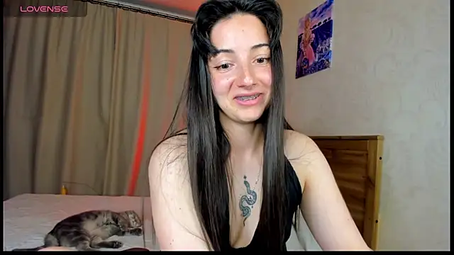 AishaGold online show from 06.19.26
