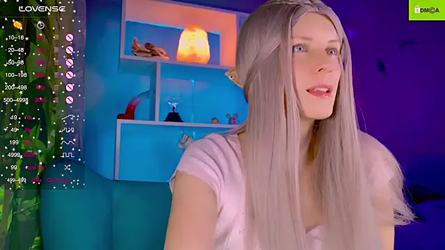 Flash Summer online show from 11.05.25