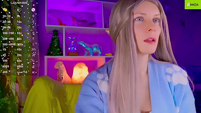 Flash Summer online show from 12.22.25