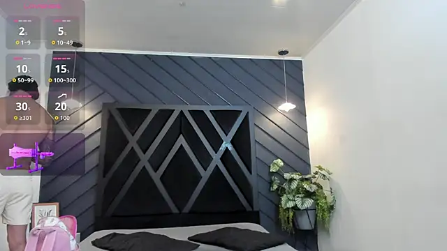 Snapshot of Apolo_Bianco_ chatting on 09.19.25 Apolo Bianco online show from 09.19.25