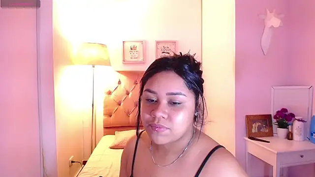 Nahom1  online show from 11.04.25