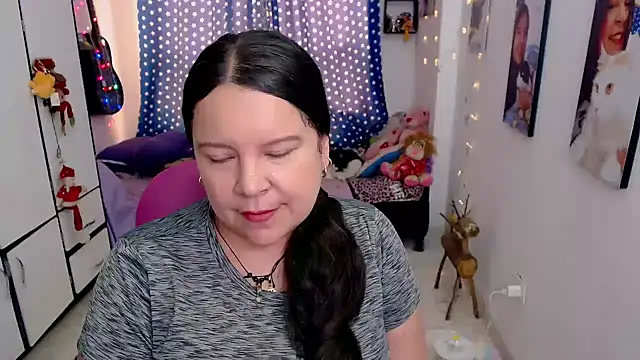 Snapshot of claryssa_ chatting on 02.10.26 claryssa online show from 02.10.26