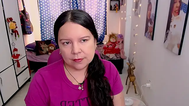 Snapshot of claryssa_ chatting on 02.22.26 claryssa online show from 02.22.26