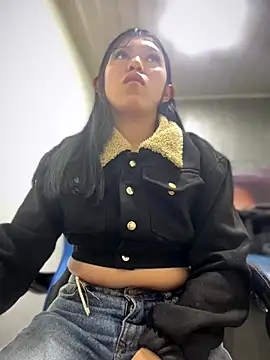 emily rosse04 online show from 10.21.25