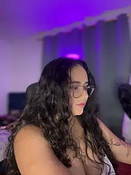 CurlyGirl 1 online show from 03.31.26