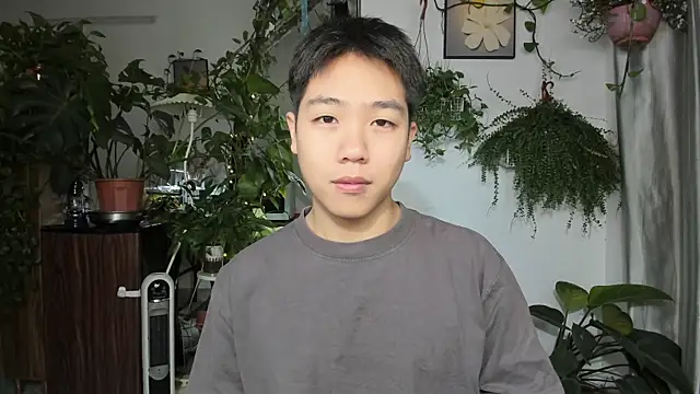 Oliver Nl online show from 04.04.26